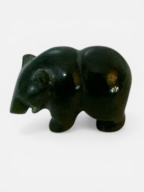 MINI VINTAGE Carved Jade bear